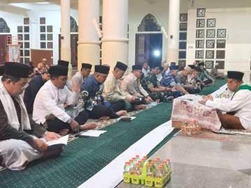 Sambut Tahun Baru dengan Dzikir dan Doa Bersama