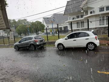 Sleman dan Kulon Progo Hujan, Waspada Gelombang Tinggi 