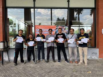 Dosen dan Karyawan UMY Berlaga di Turnamen Catur